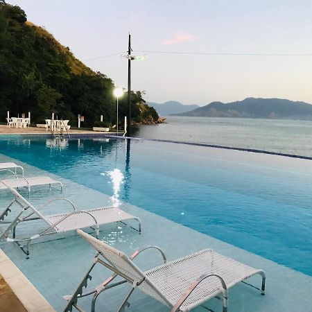 Apartamento Pe Na Areia Frente Para O Mar E Piscina Na Prainha Caraguatatuba Ngoại thất bức ảnh