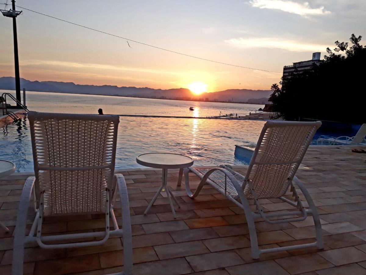 Apartamento Pe Na Areia Frente Para O Mar E Piscina Na Prainha Caraguatatuba Ngoại thất bức ảnh