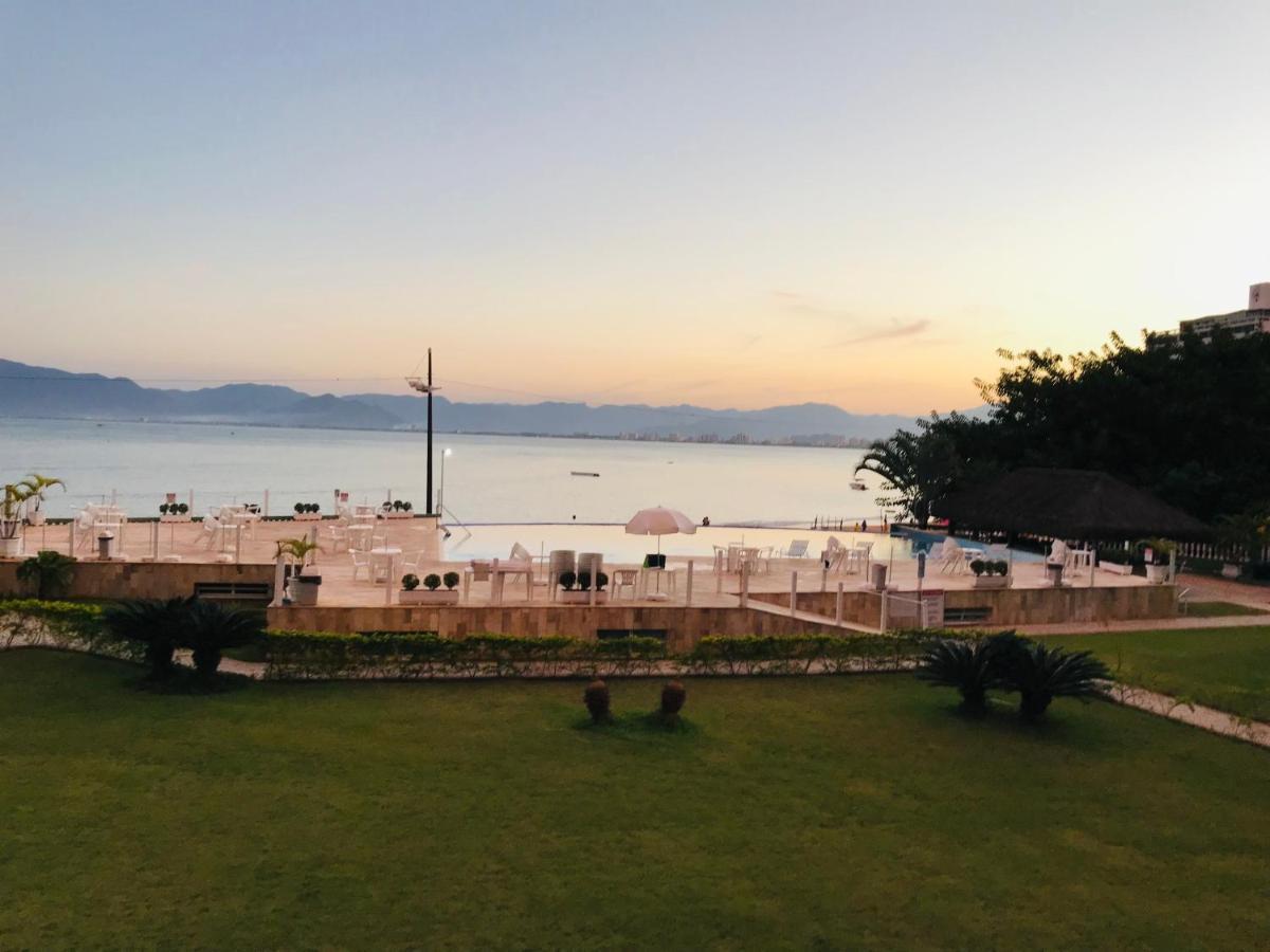 Apartamento Pe Na Areia Frente Para O Mar E Piscina Na Prainha Caraguatatuba Ngoại thất bức ảnh