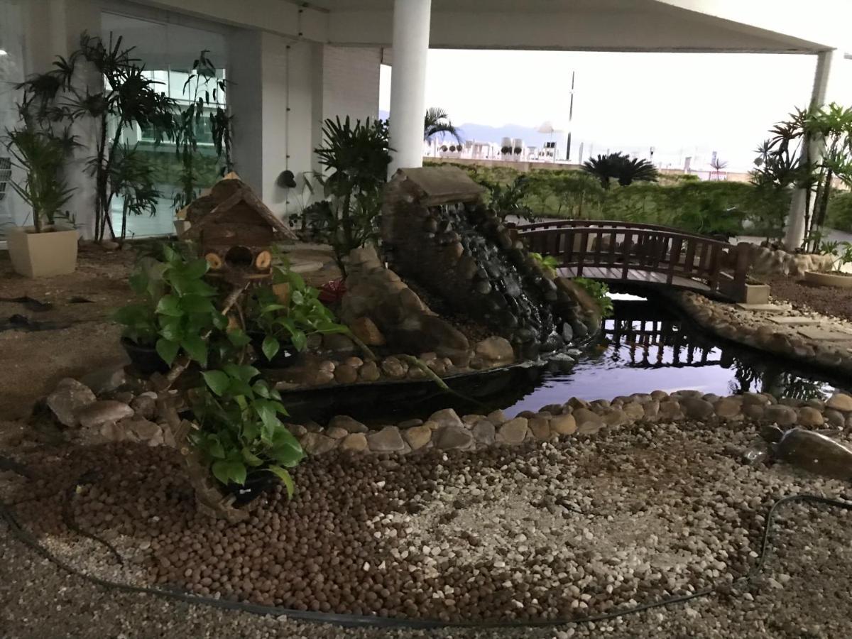 Apartamento Pe Na Areia Frente Para O Mar E Piscina Na Prainha Caraguatatuba Ngoại thất bức ảnh